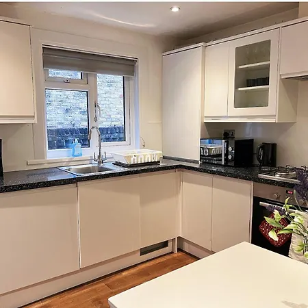 Lovely 2 Bedroom Garden Flat In London Exterior photo