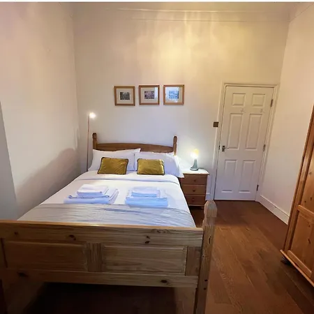 Lovely 2 Bedroom Garden Flat In London Exterior photo