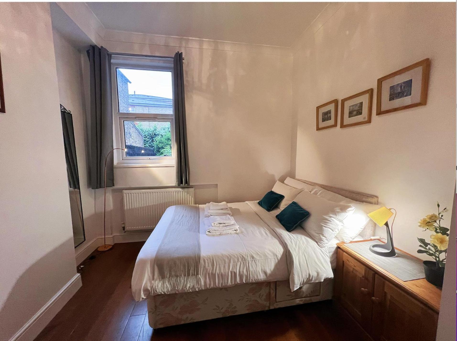 Apartment Lovely 2 Bedroom Garden Flat In